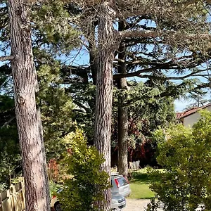  Maison d'hôtes Maison Chene - Cuisine Partagee Et Parking Prive